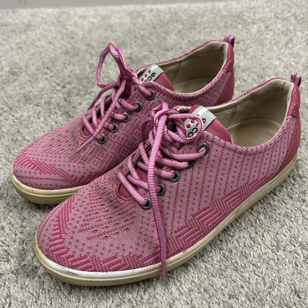 ECCO Hydromax Golf Shoes Women's 8-8.5‎ US 39 EUR Pink Extra Width Rubber Spikes